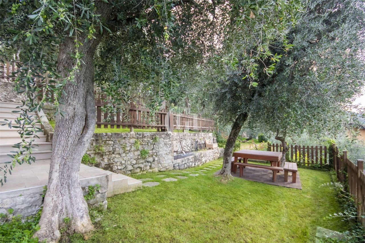 Вилла у озера Гарда, Италия, 135 м² - фото 5