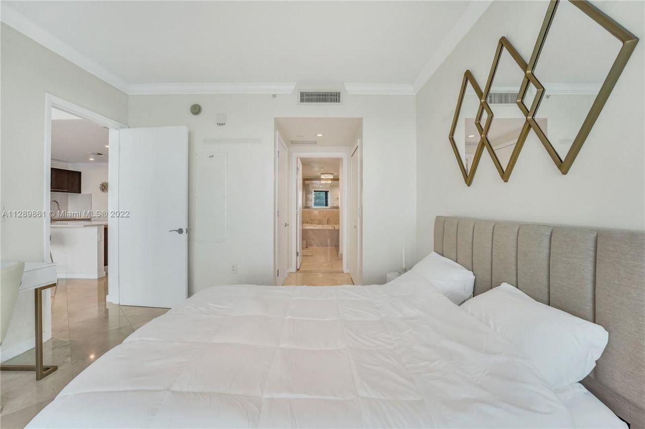 Квартира в Майами, США, 80 м² - фото 13