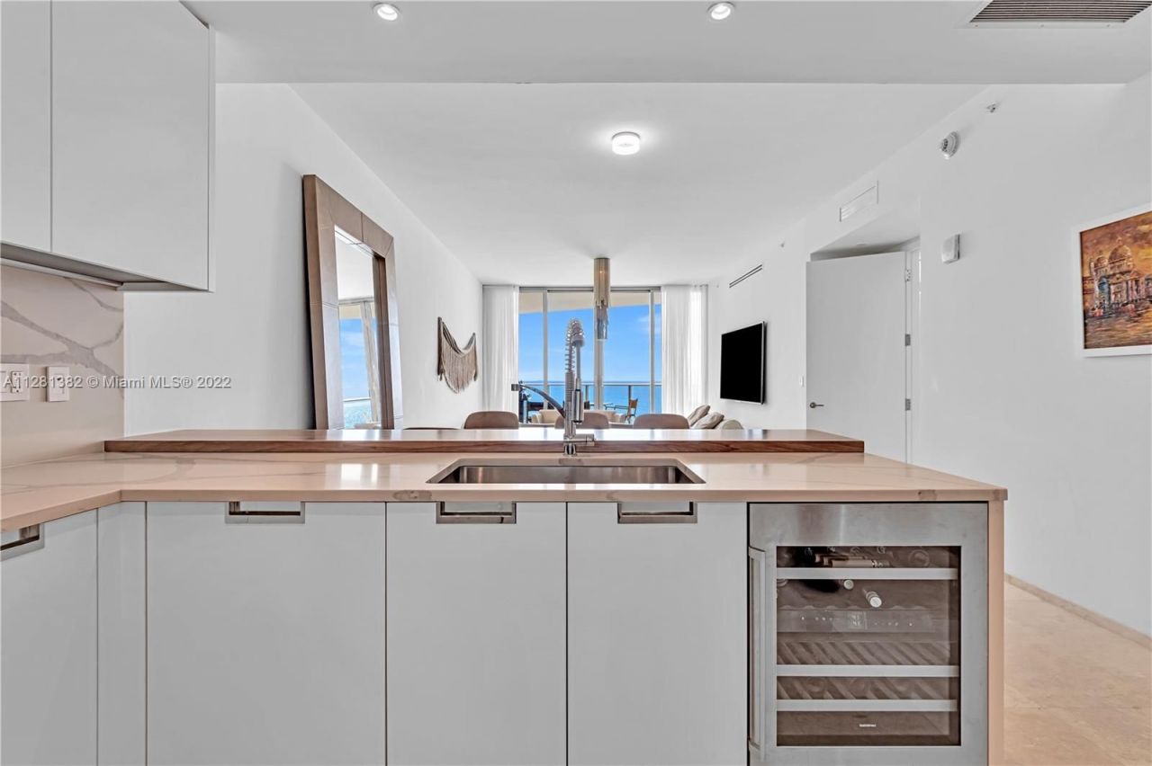 Квартира в Майами, США, 140 м² - фото 12