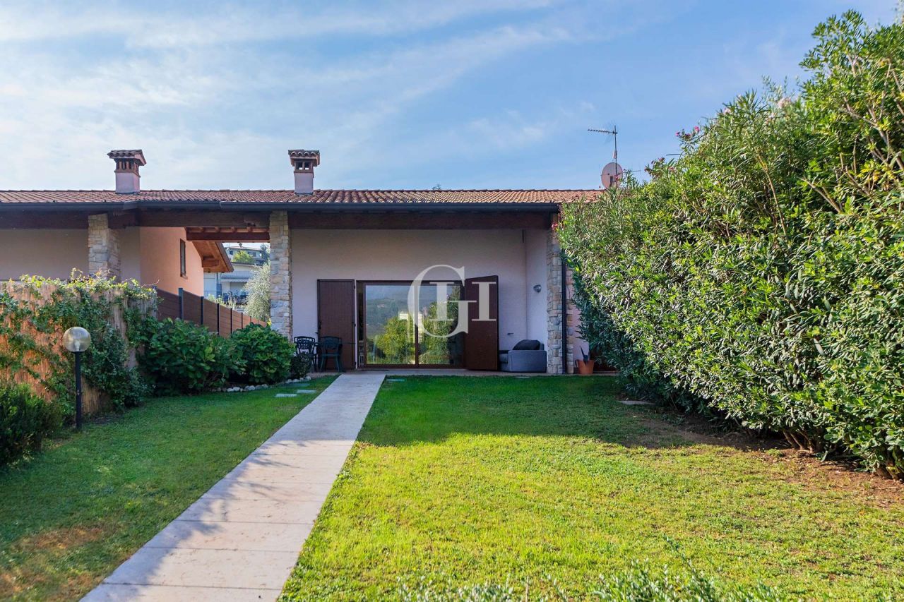 Вилла у озера Гарда, Италия, 223 м² - фото 5