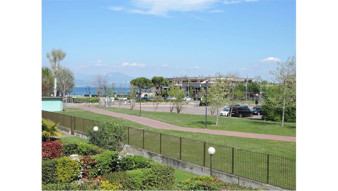 Апартаменты у озера Гарда, Италия, 70 м² - фото 18