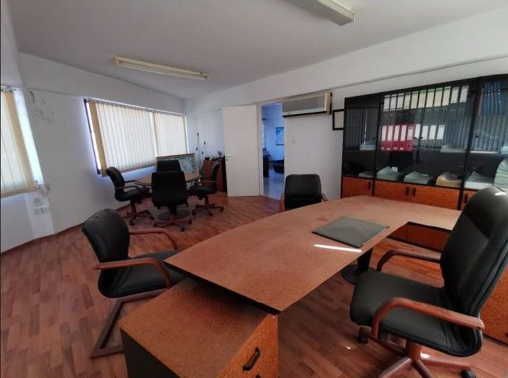 Офис в Пафосе, Кипр, 138 м2 - фото 1