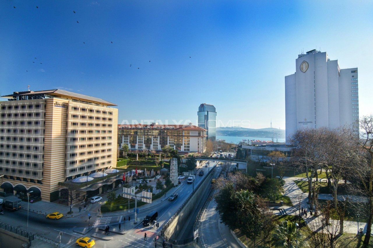 Отель, гостиница в Стамбуле, Турция, 2 000 м² - фото 1