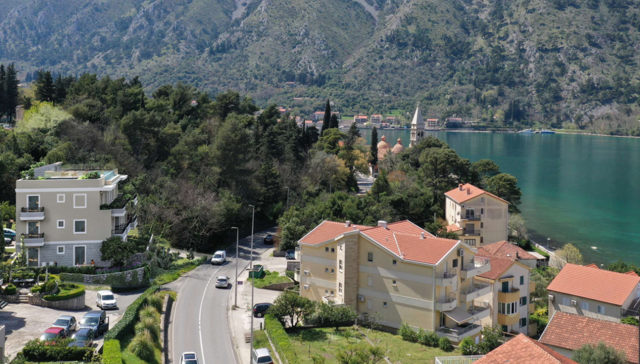 Квартира в Доброте, Черногория, 64 м² - фото 5