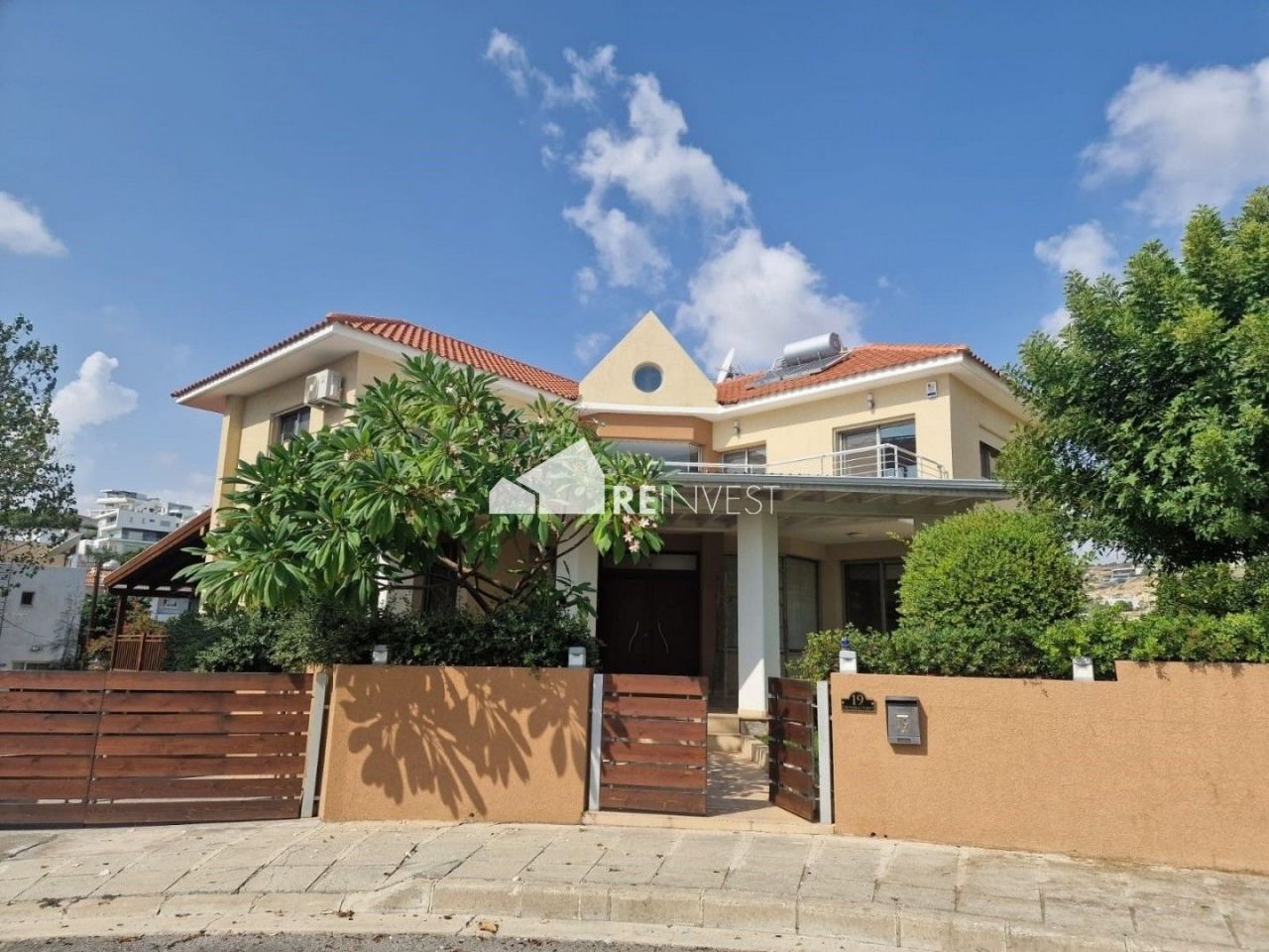 Дом в Лимасоле, Кипр, 495 м2 - фото 1