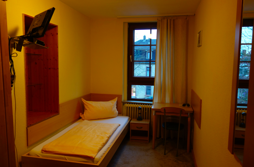 Отель, гостиница в Дармштадте, Германия, 330 м² - фото 9