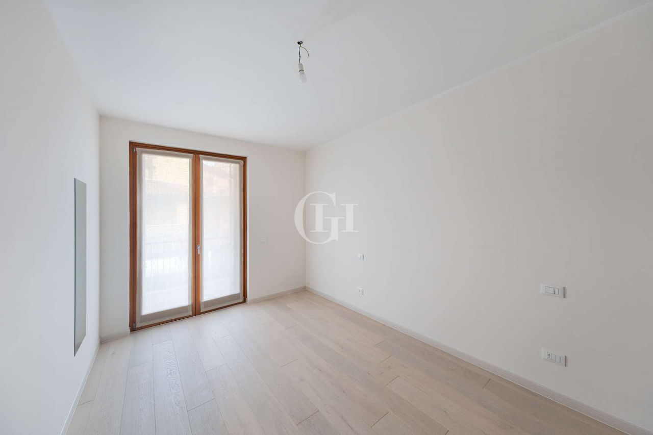 Апартаменты у озера Гарда, Италия, 60 м² - фото 10