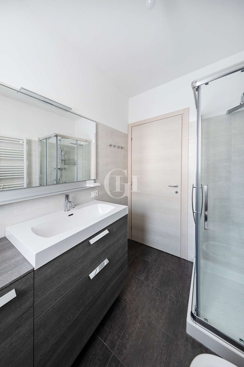 Апартаменты у озера Гарда, Италия, 60 м² - фото 8