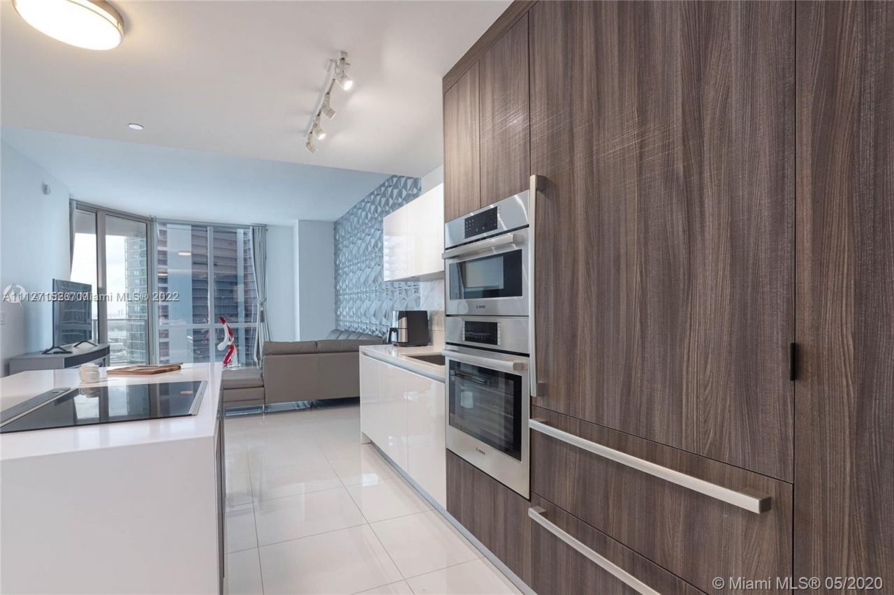 Квартира в Майами, США, 110 м² - фото 2