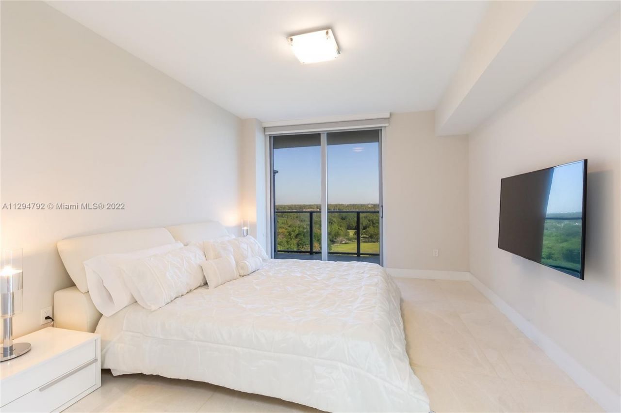 Квартира в Майами, США, 150 м² - фото 11