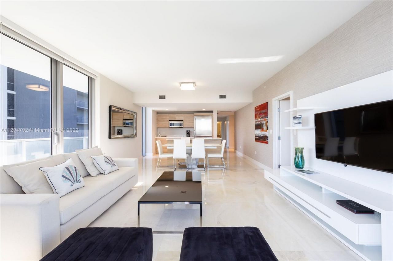 Квартира в Майами, США, 150 м² - фото 16