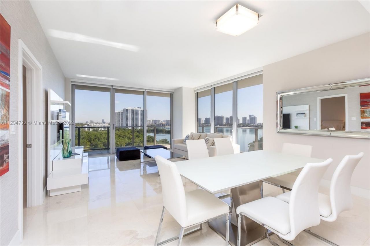 Квартира в Майами, США, 150 м² - фото 14