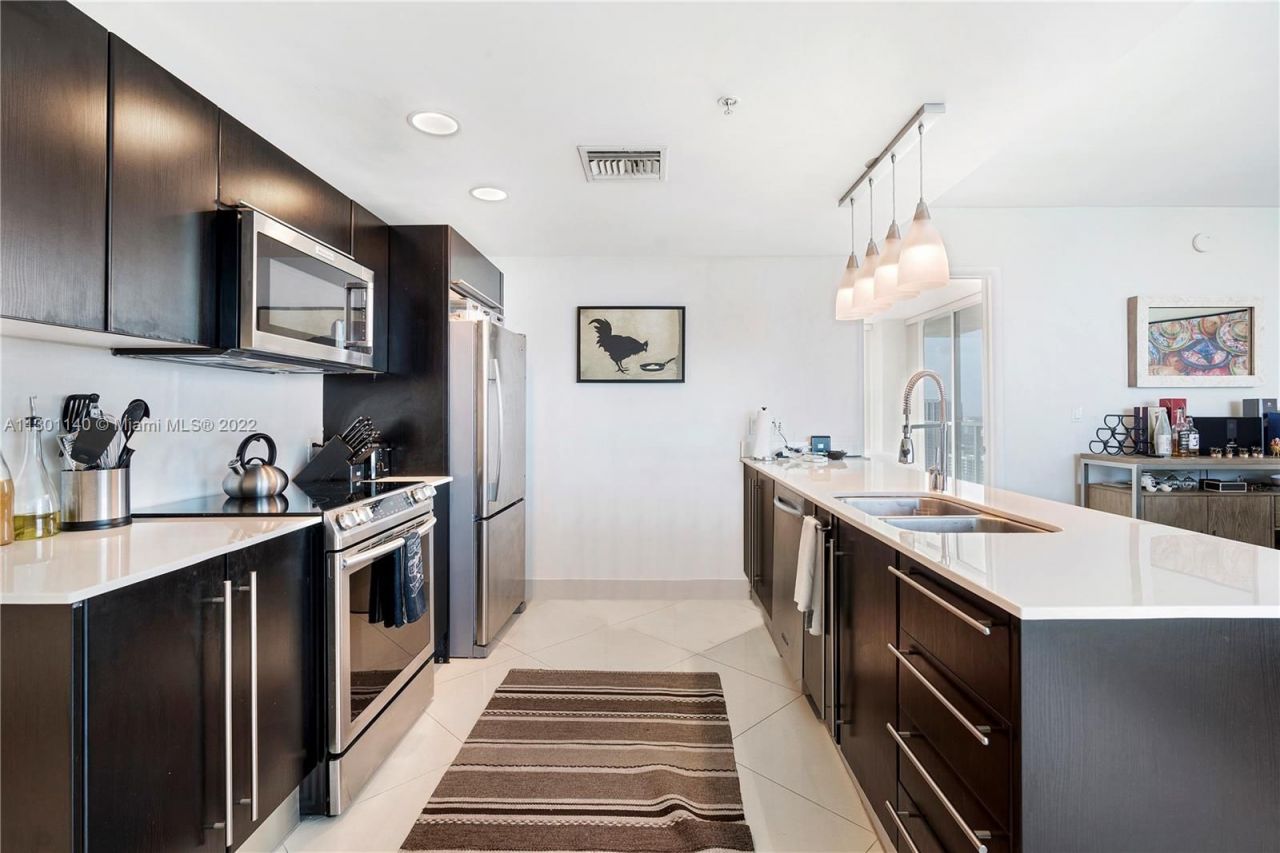 Квартира в Майами, США, 130 м² - фото 12