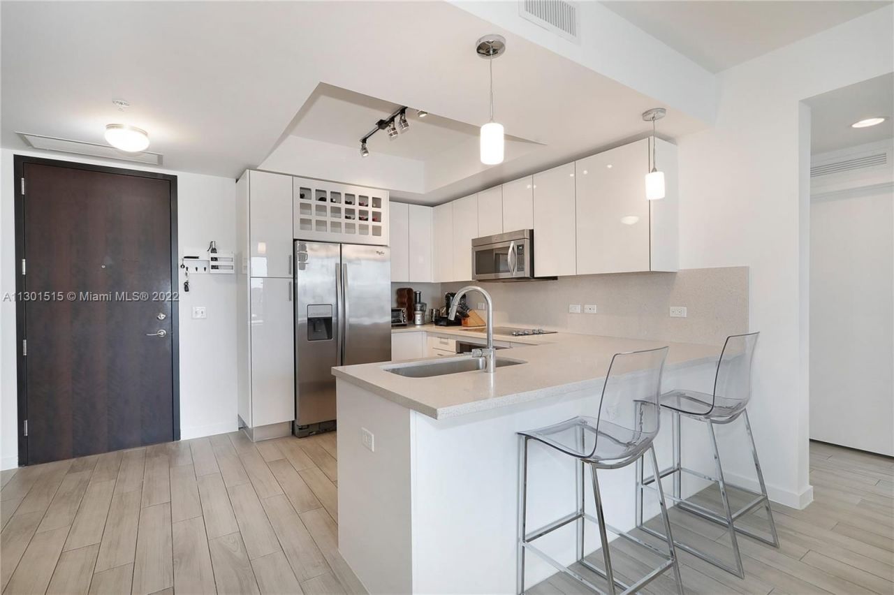 Квартира в Майами, США, 100 м² - фото 12