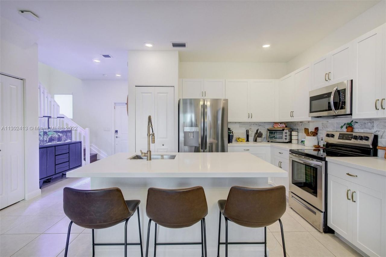 Таунхаус в Майами, США, 140 м² - фото 17