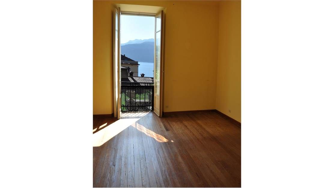 Апартаменты у озера Комо, Италия, 161 м² - фото 12