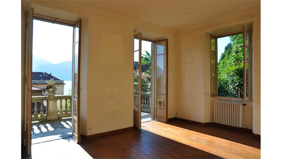 Апартаменты у озера Комо, Италия, 161 м² - фото 14