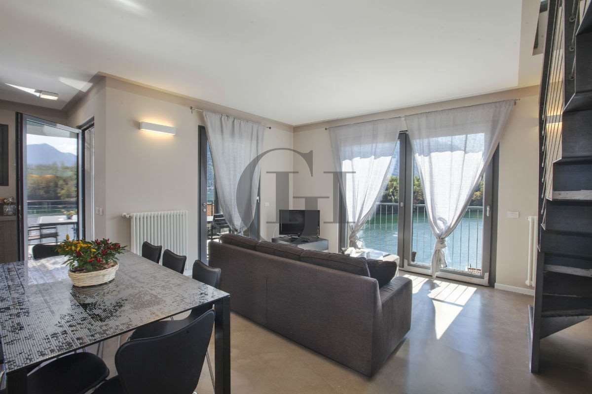 Апартаменты у озера Комо, Италия, 115 м² - фото 9