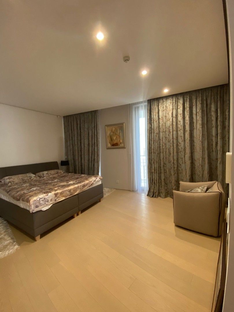 Квартира в Будве, Черногория, 179 м² - фото 15