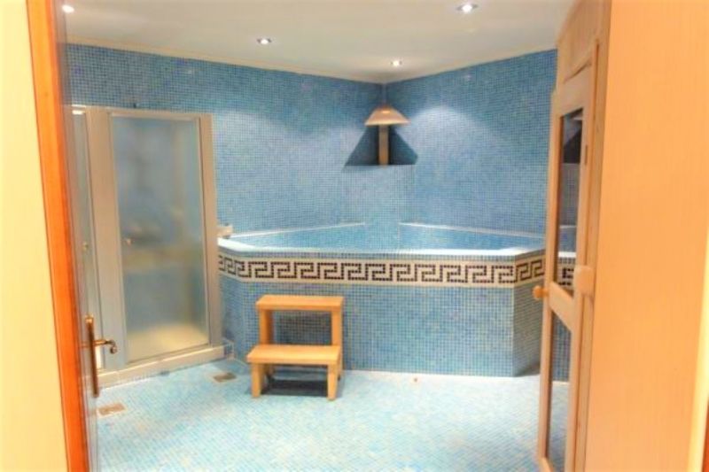 Отель, гостиница в Будве, Черногория, 3 200 м² - фото 4