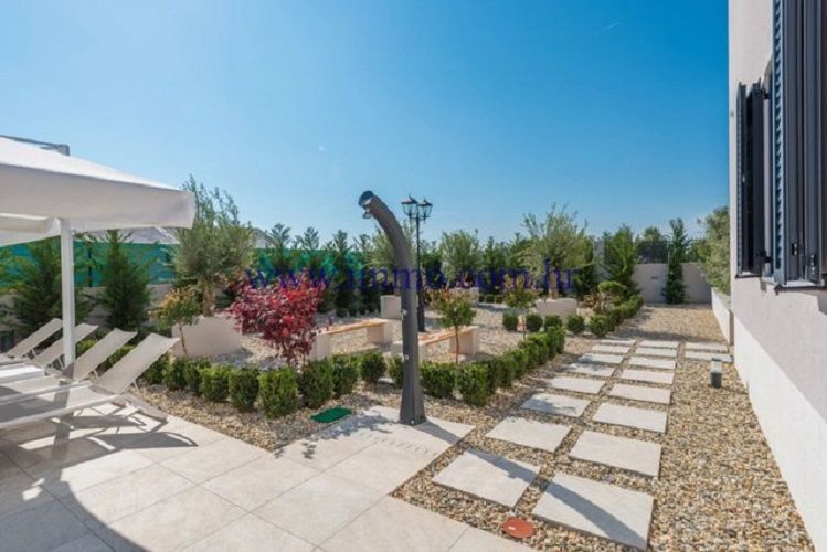 Вилла в Задаре, Хорватия, 425 м² - фото 16
