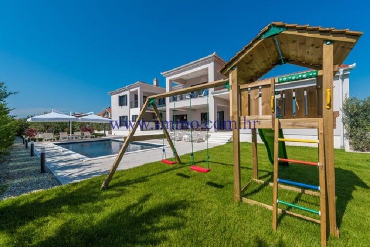 Вилла в Задаре, Хорватия, 425 м² - фото 17