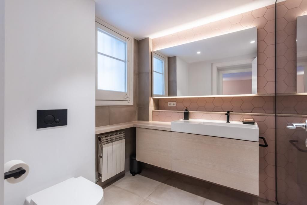 Апартаменты в Барселоне, Испания, 110 м² - фото 14