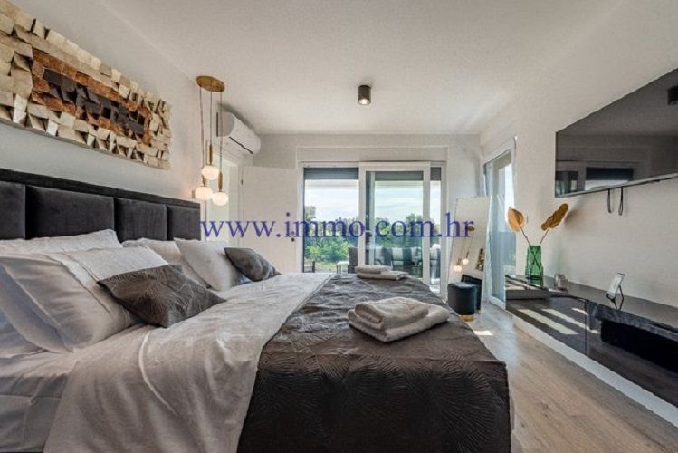 Вилла в Задаре, Хорватия, 212 м² - фото 13