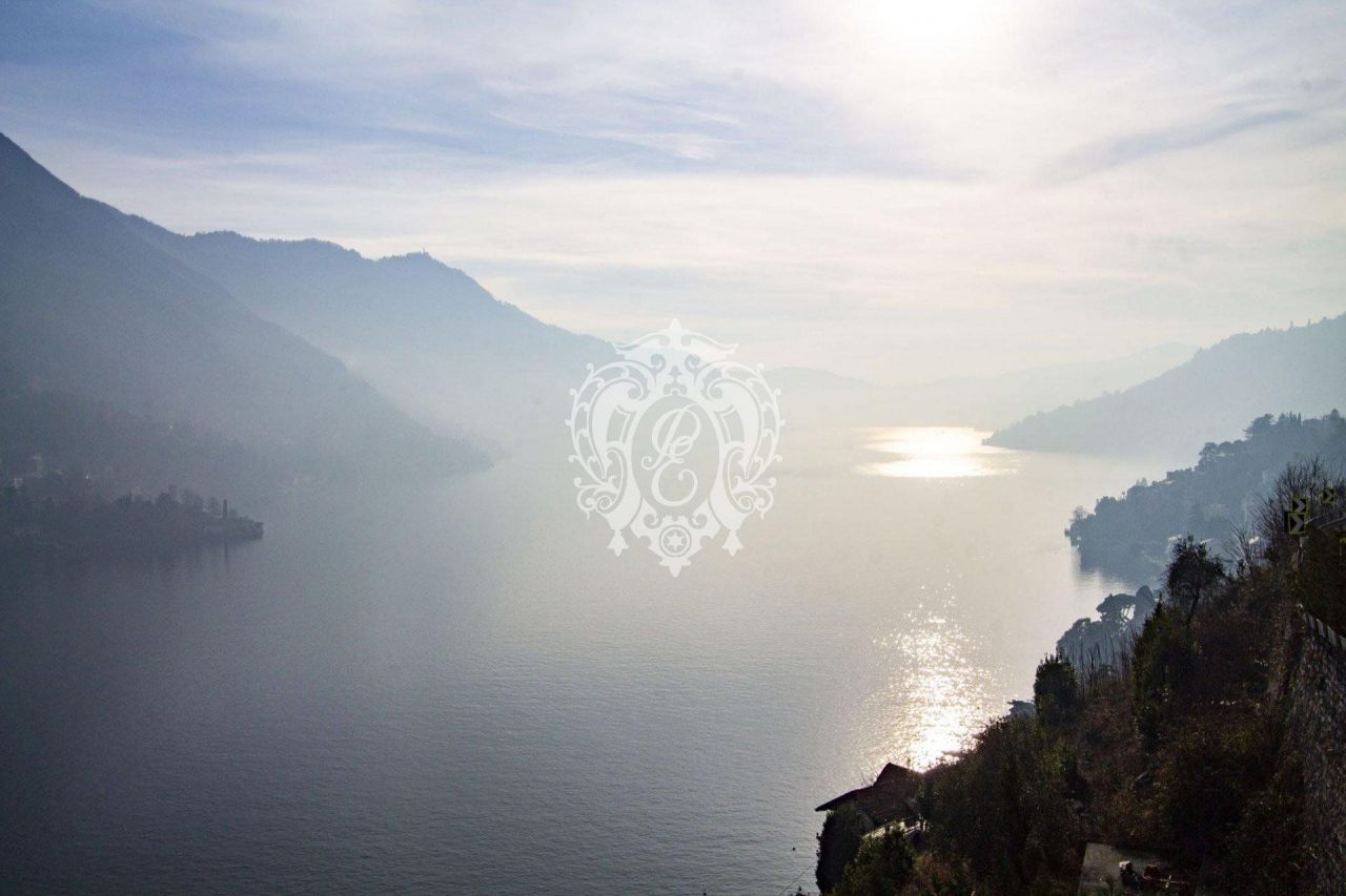 Квартира в Карате-Урио, Италия, 160 м² - фото 3