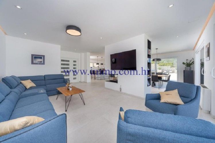 Вилла в Задаре, Хорватия, 683 м² - фото 5