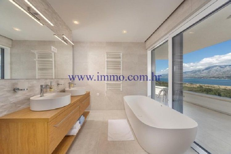 Вилла в Задаре, Хорватия, 683 м² - фото 13