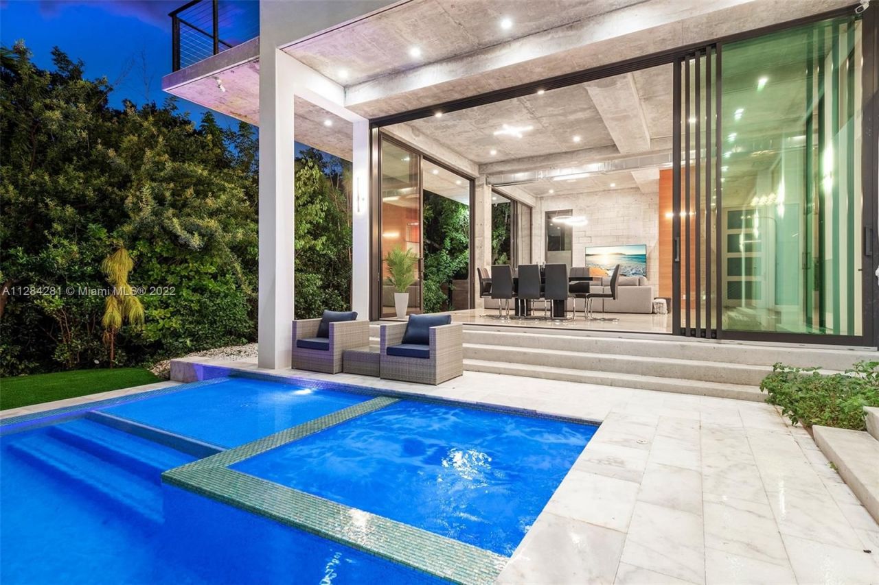 Вилла в Майами, США, 400 м² - фото 18