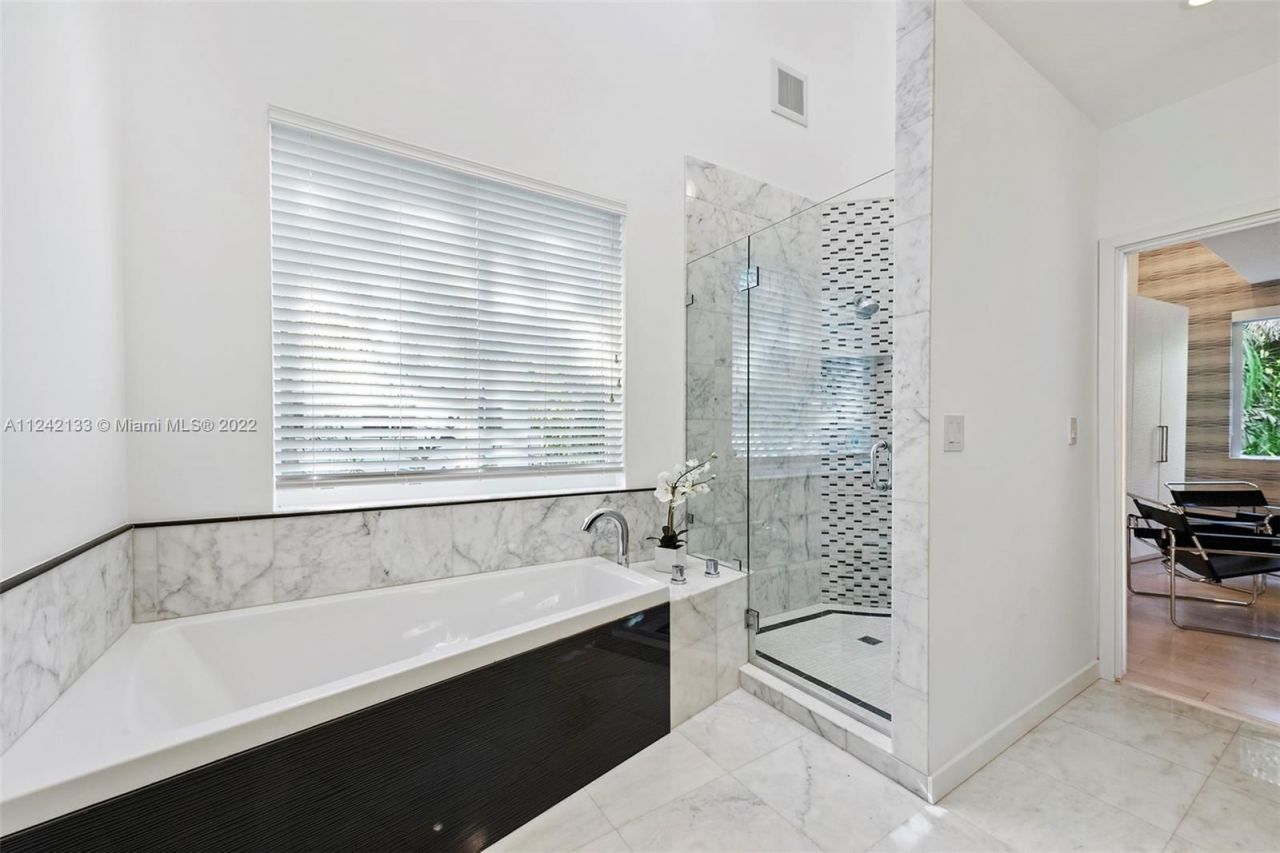 Вилла в Майами, США, 400 м² - фото 10