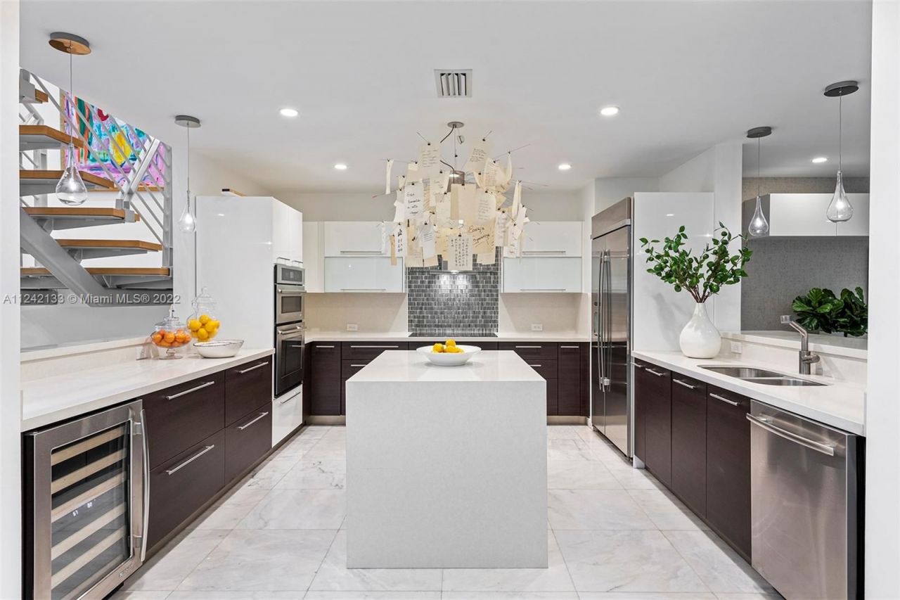 Вилла в Майами, США, 400 м² - фото 16