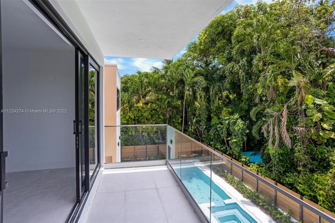 Дом в Майами, США, 300 м² - фото 7