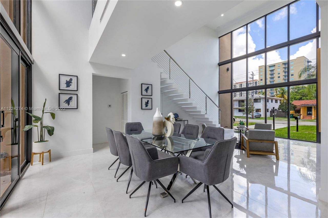 Дом в Майами, США, 300 м² - фото 16