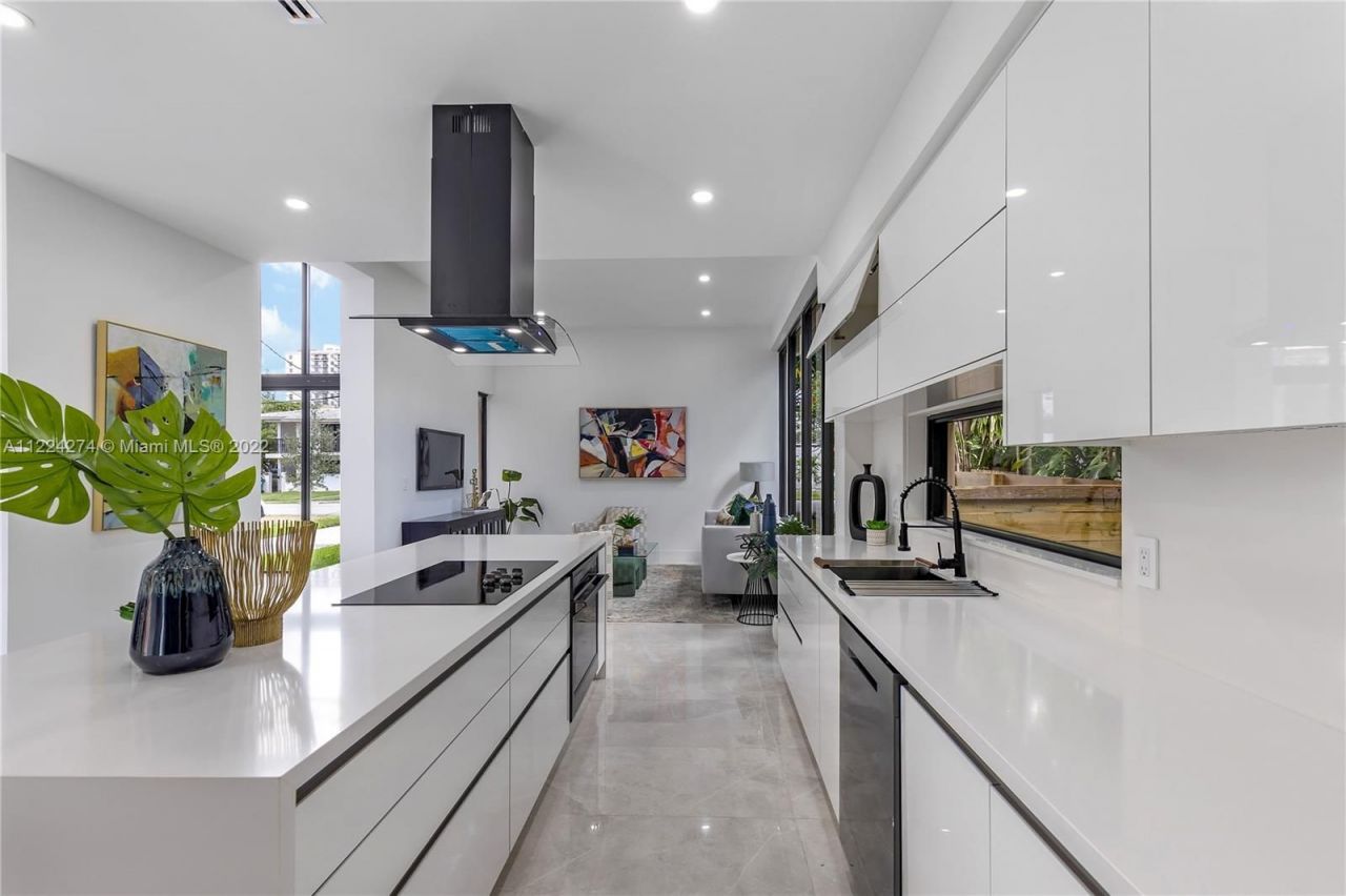 Дом в Майами, США, 300 м² - фото 4