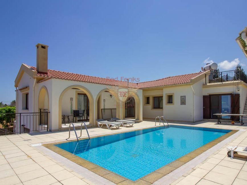 Дом в Кирении, Кипр, 150 м2 - фото 1
