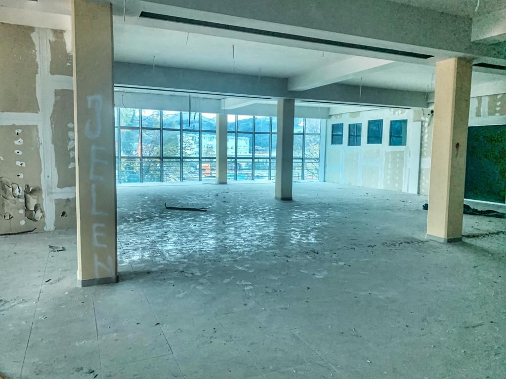 Кафе, ресторан в Баре, Черногория, 3 500 м² - фото 7