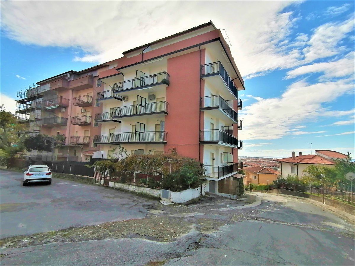 Квартира в Скалее, Италия, 36 м2 - фото 1