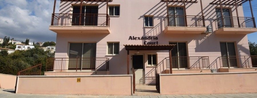 Коммерческая недвижимость в Пафосе, Кипр, 374 м2 - фото 1