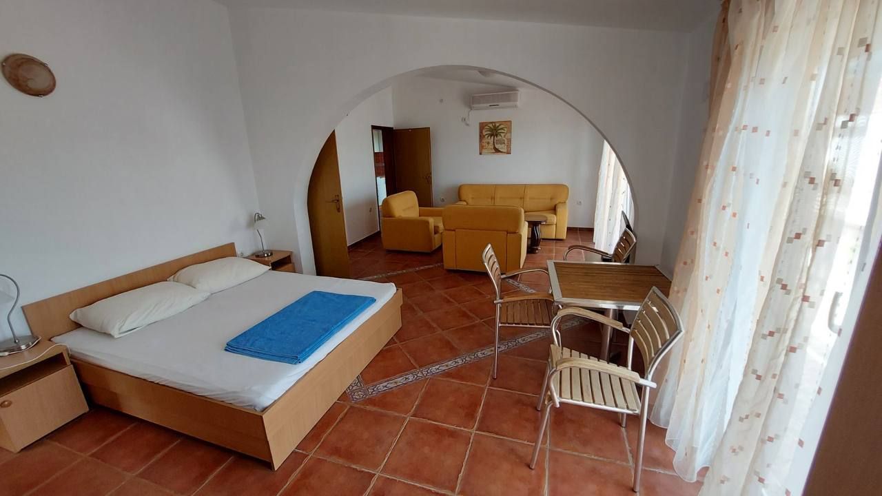 Дом в Баре, Черногория, 274 м² - фото 7