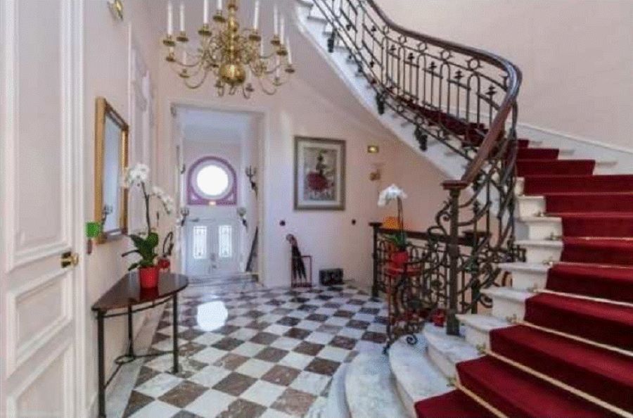 Особняк в Нормандии, Франция, 400 м² - фото 1