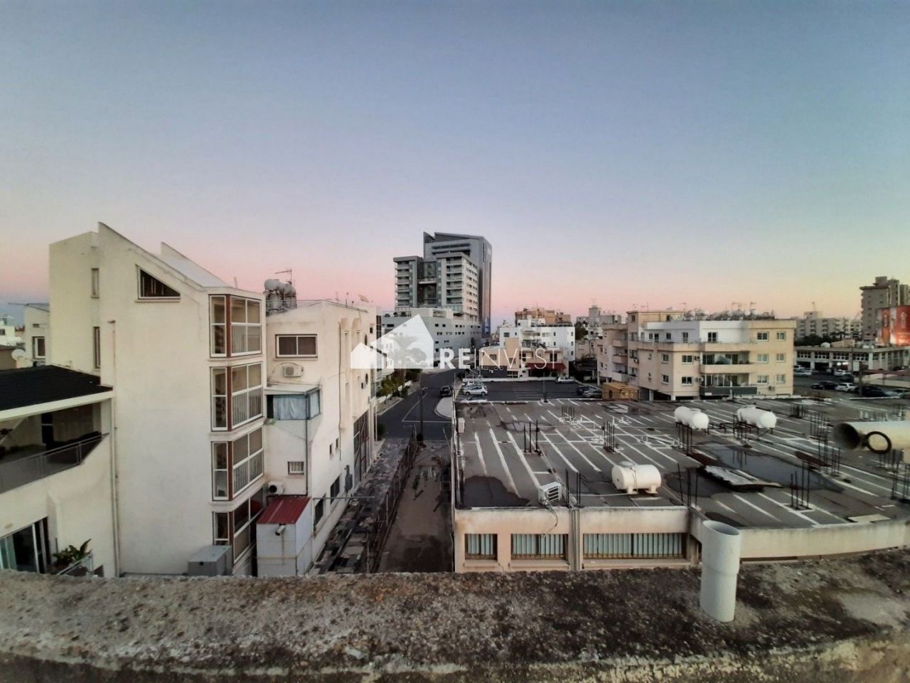 Коммерческая недвижимость в Ларнаке, Кипр, 136 м2 - фото 1