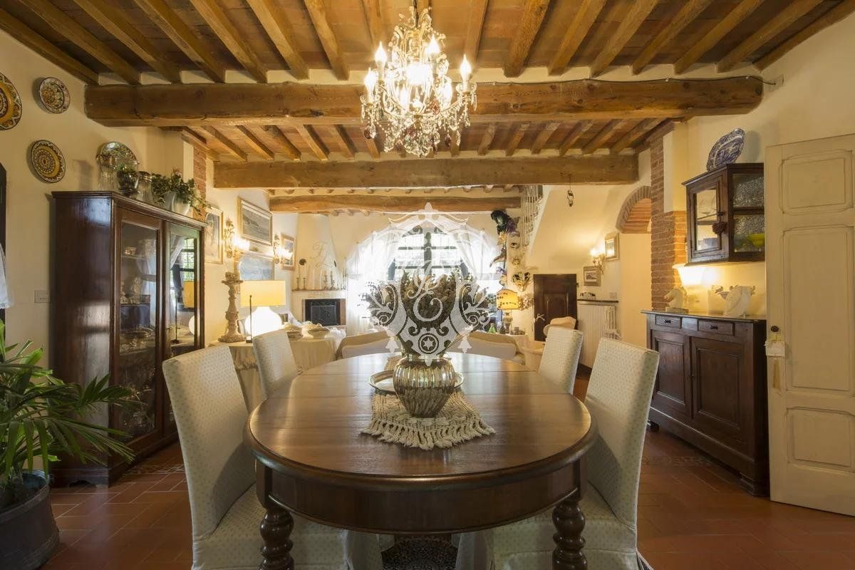 Вилла в Понтедере, Италия, 676 м² - фото 14