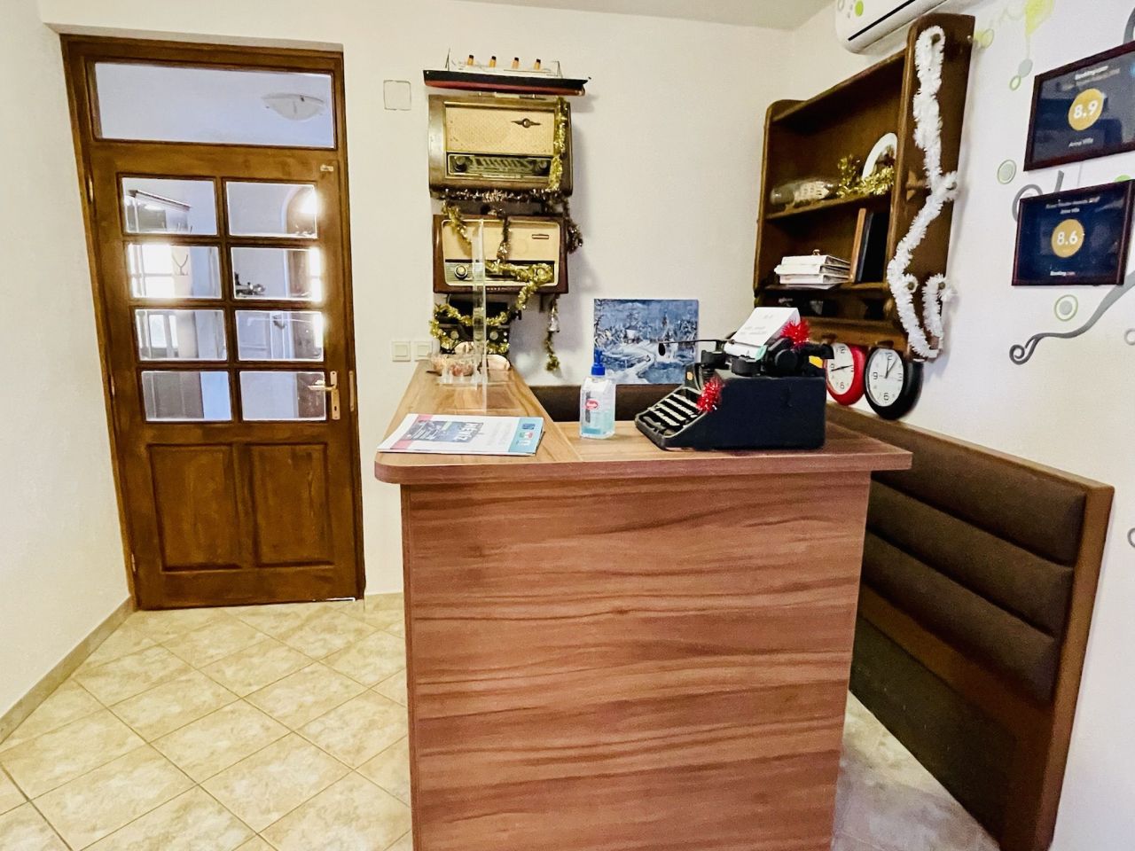 Отель, гостиница в Хевизе, Венгрия, 435 м² - фото 7