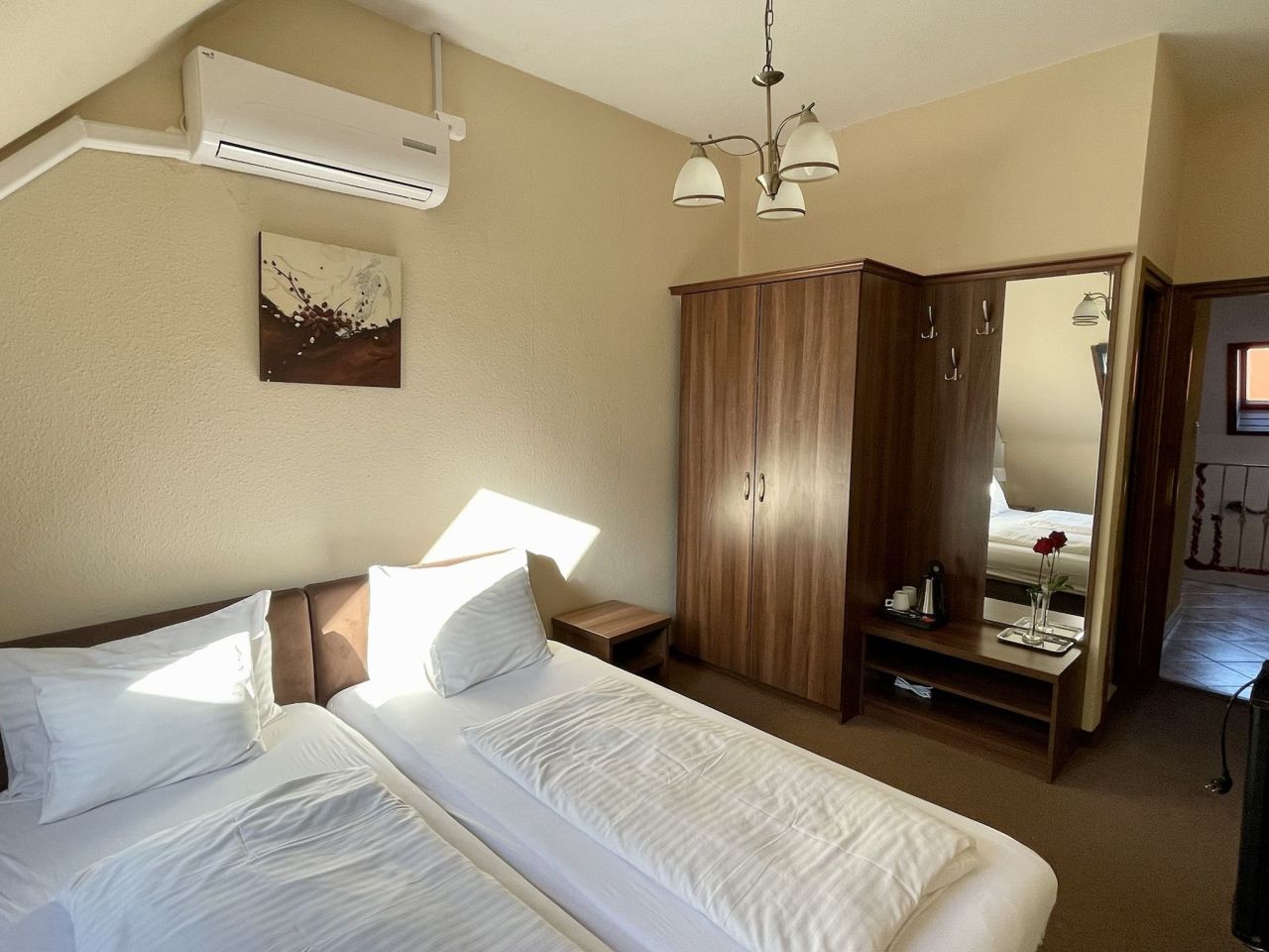 Отель, гостиница в Хевизе, Венгрия, 435 м² - фото 13