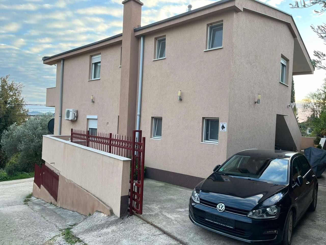 Дом в Баре, Черногория, 300 м² - фото 2