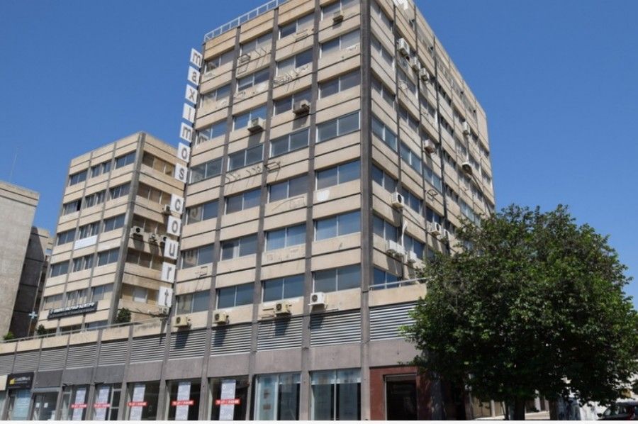 Офис в Лимасоле, Кипр, 398 м2 - фото 1
