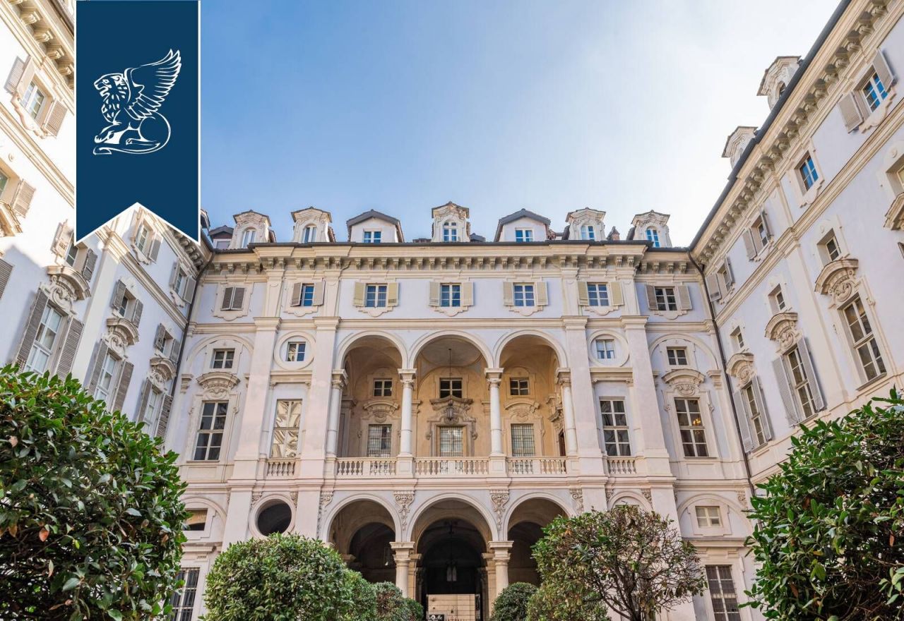 Апартаменты в Турине, Италия, 950 м² - фото 1